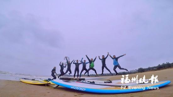 石家庄市栗胜路小学开展二年级乐考闯关活动