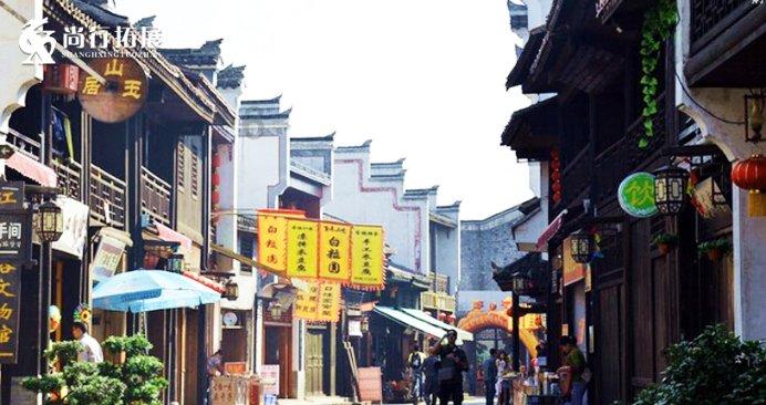 大叔钓鱼